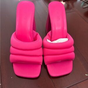 Vibrant Pink Women's Mules